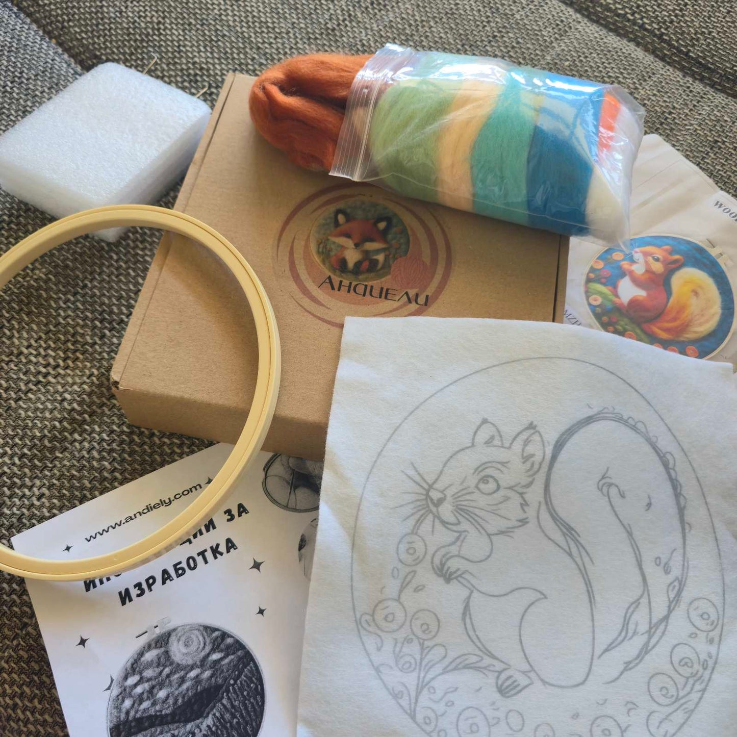 Комплект за рисуване с вълна (felting)